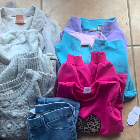 Girl’s 11 Item Size Large-XL Not-So-Mystery Box - Picture 4 of 5